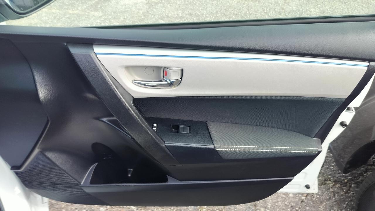 Toyota Corolla 4dr Sdn CVT S w/Special Edition Pkg (Natl) 2016