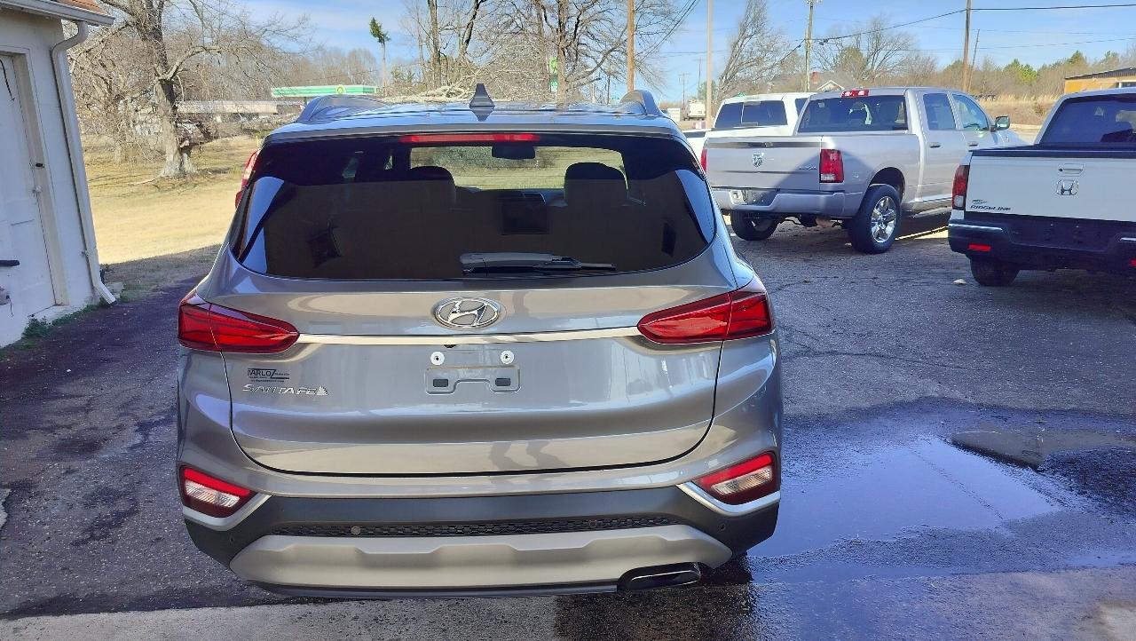 Hyundai Santa Fe SEL Plus 2.4L Auto FWD 2019