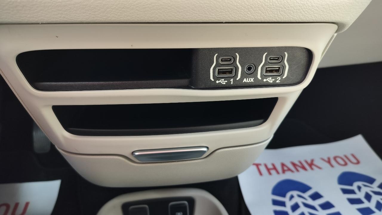 Chrysler Voyager LXI FWD 2021