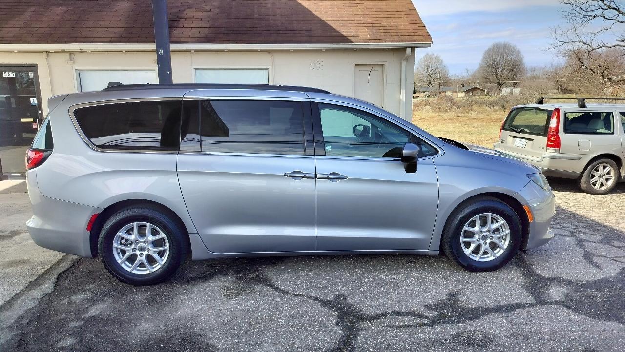 Chrysler Voyager LXI FWD 2021