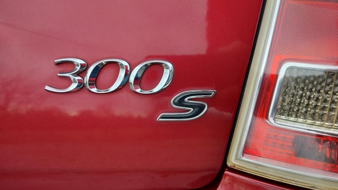 Chrysler 300 4dr Sdn 300S RWD 2013