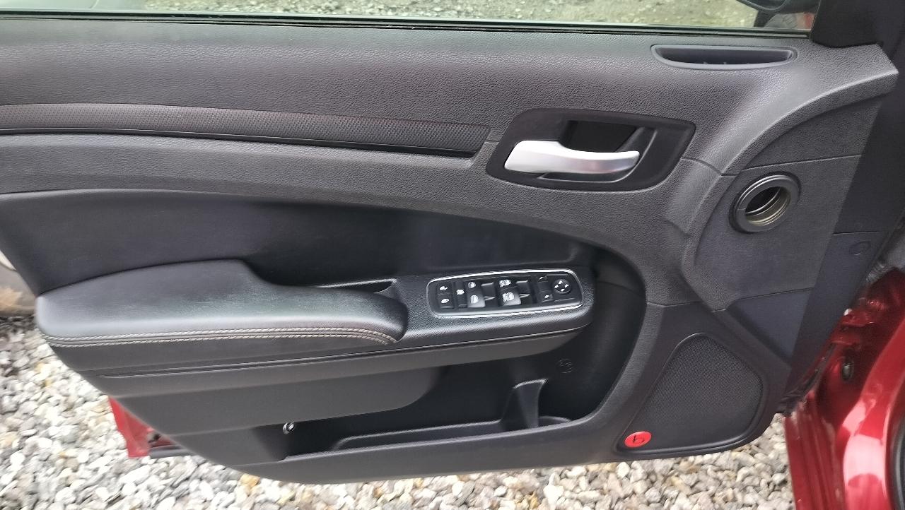 Chrysler 300 4dr Sdn 300S RWD 2013