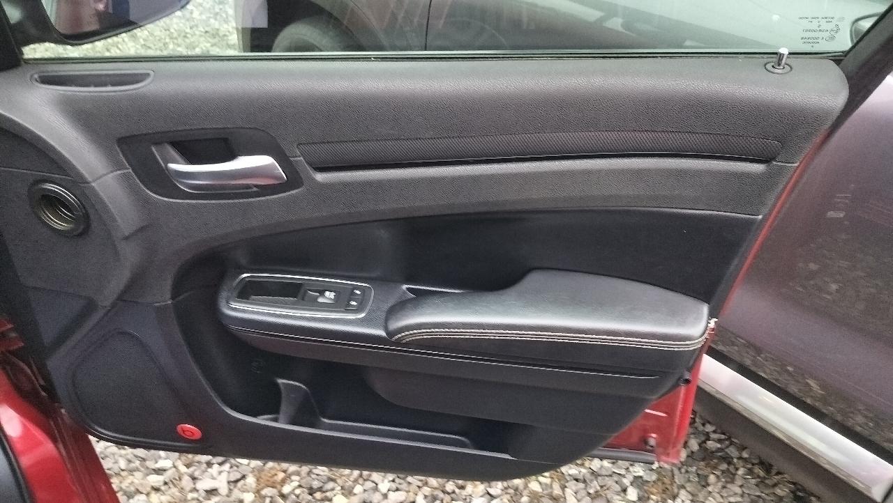 Chrysler 300 4dr Sdn 300S RWD 2013