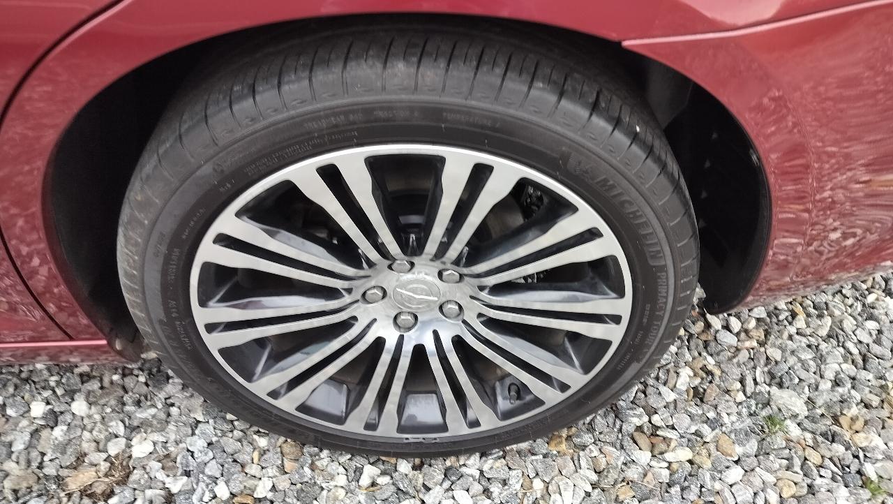 Chrysler 300 4dr Sdn 300S RWD 2013