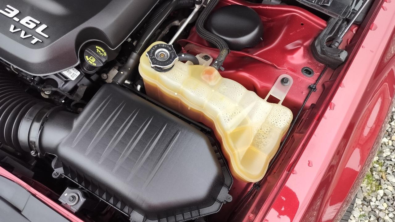 Chrysler 300 4dr Sdn 300S RWD 2013