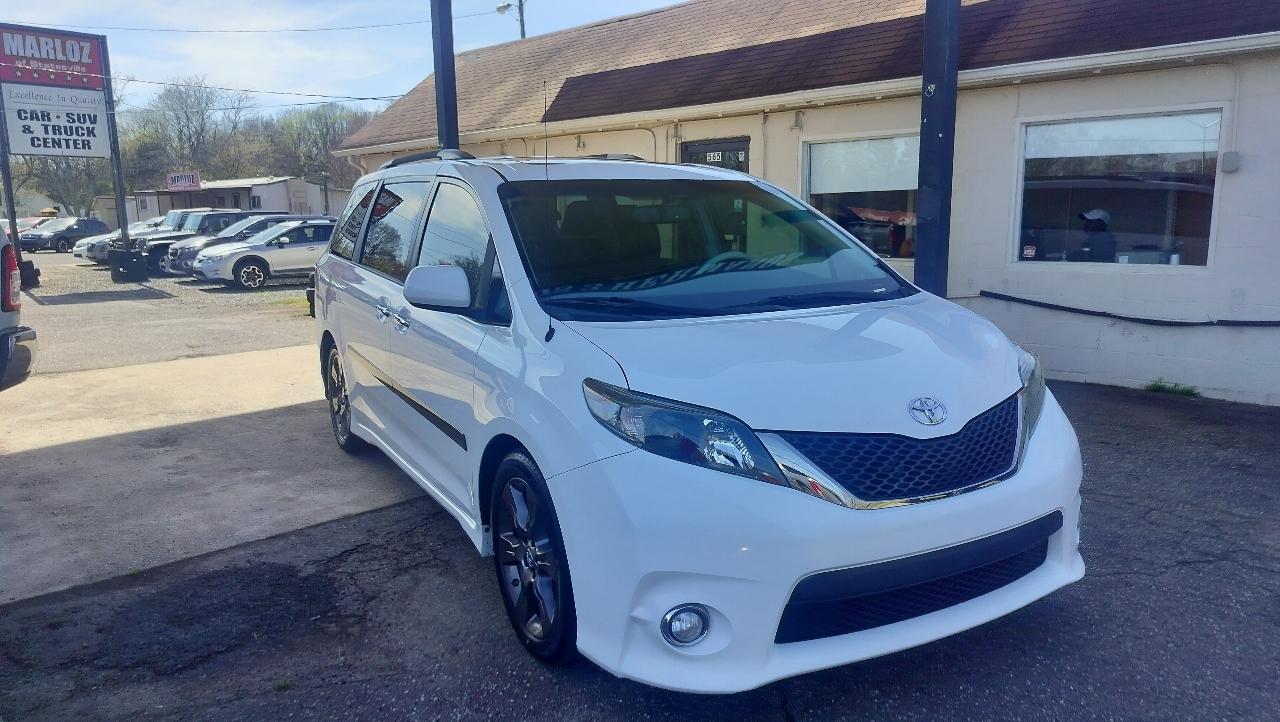 Toyota Sienna  2014