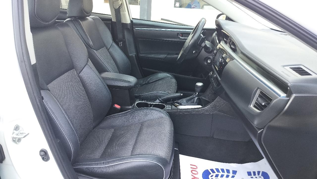 Toyota Corolla 4dr Sdn CVT S w/Special Edition Pkg (Natl) 2016