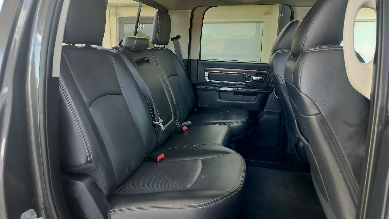 RAM 3500 4WD Crew Cab 169" Laramie 2016