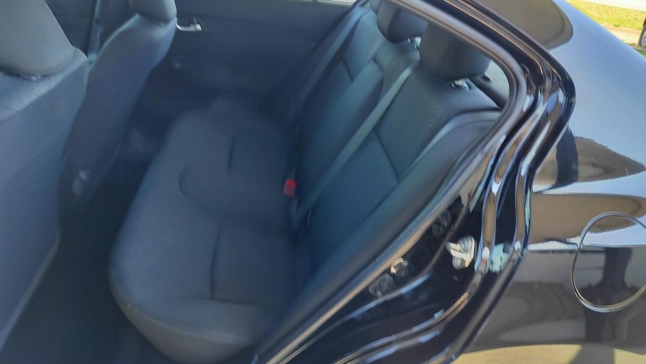 Honda Civic Sedan 4dr CVT LX 2015