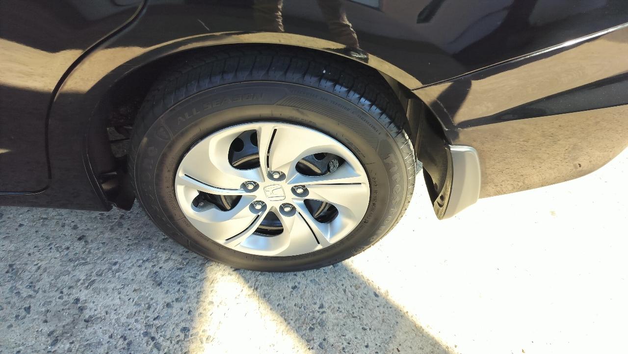 Honda Civic Sedan 4dr CVT LX 2015