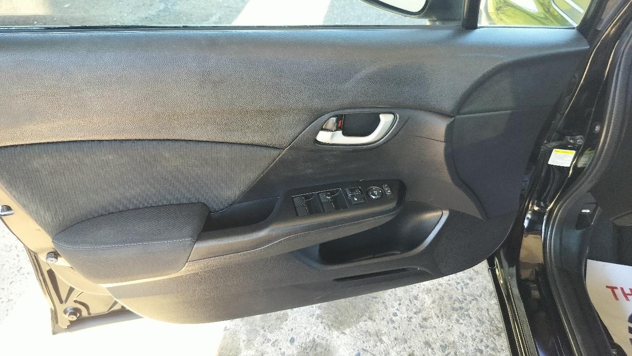 Honda Civic Sedan 4dr CVT LX 2015