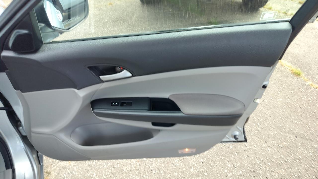 Honda Accord Sdn 4dr I4 Auto LX 2010