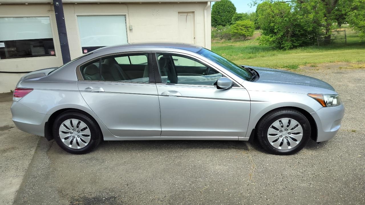 Honda Accord Sdn 4dr I4 Auto LX 2010