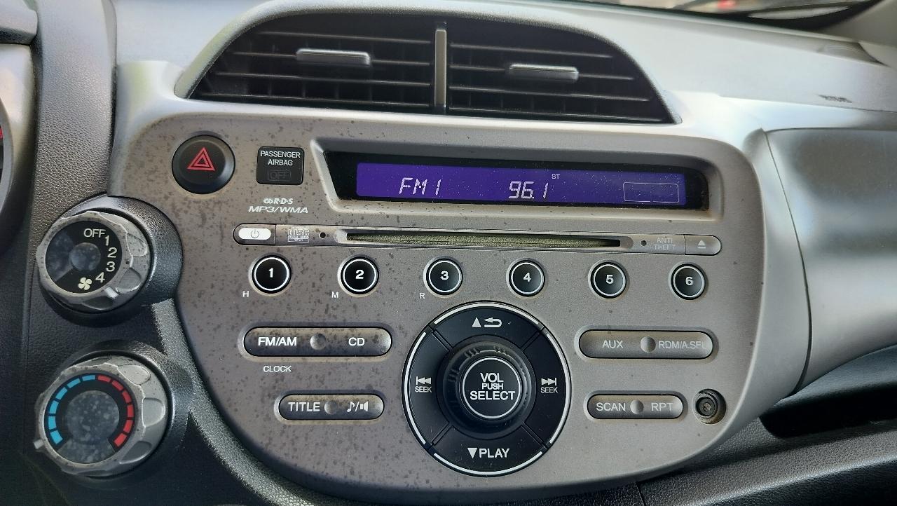 Honda Fit 5dr HB Man 2009