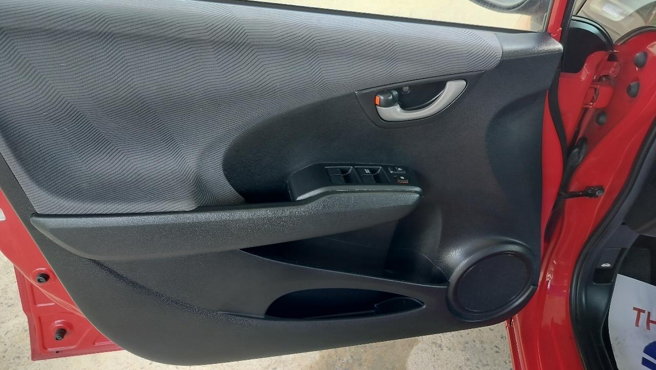 Honda Fit 5dr HB Man 2009