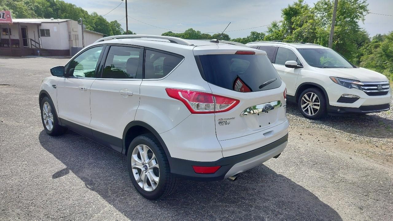 Ford Escape 4WD 4dr Titanium 2015