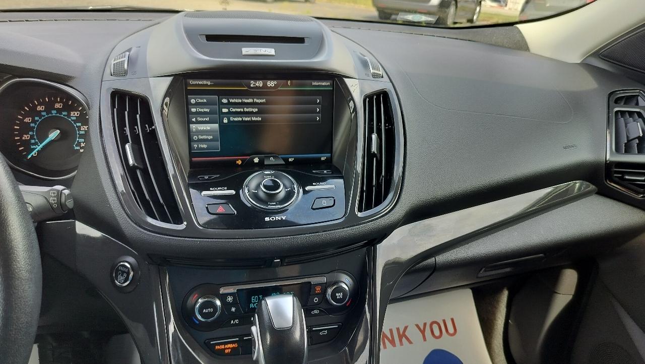 Ford Escape 4WD 4dr Titanium 2015