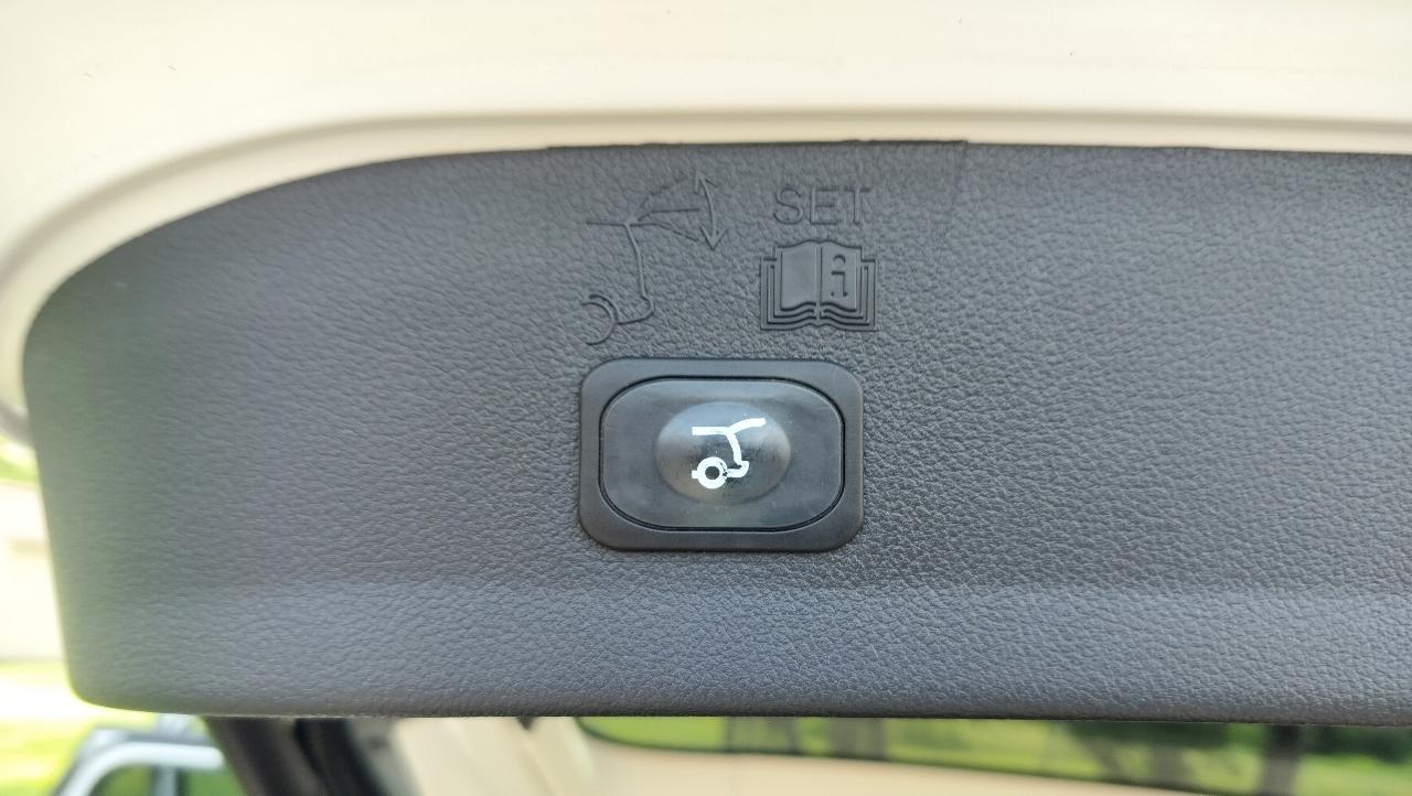 Ford Escape 4WD 4dr Titanium 2015