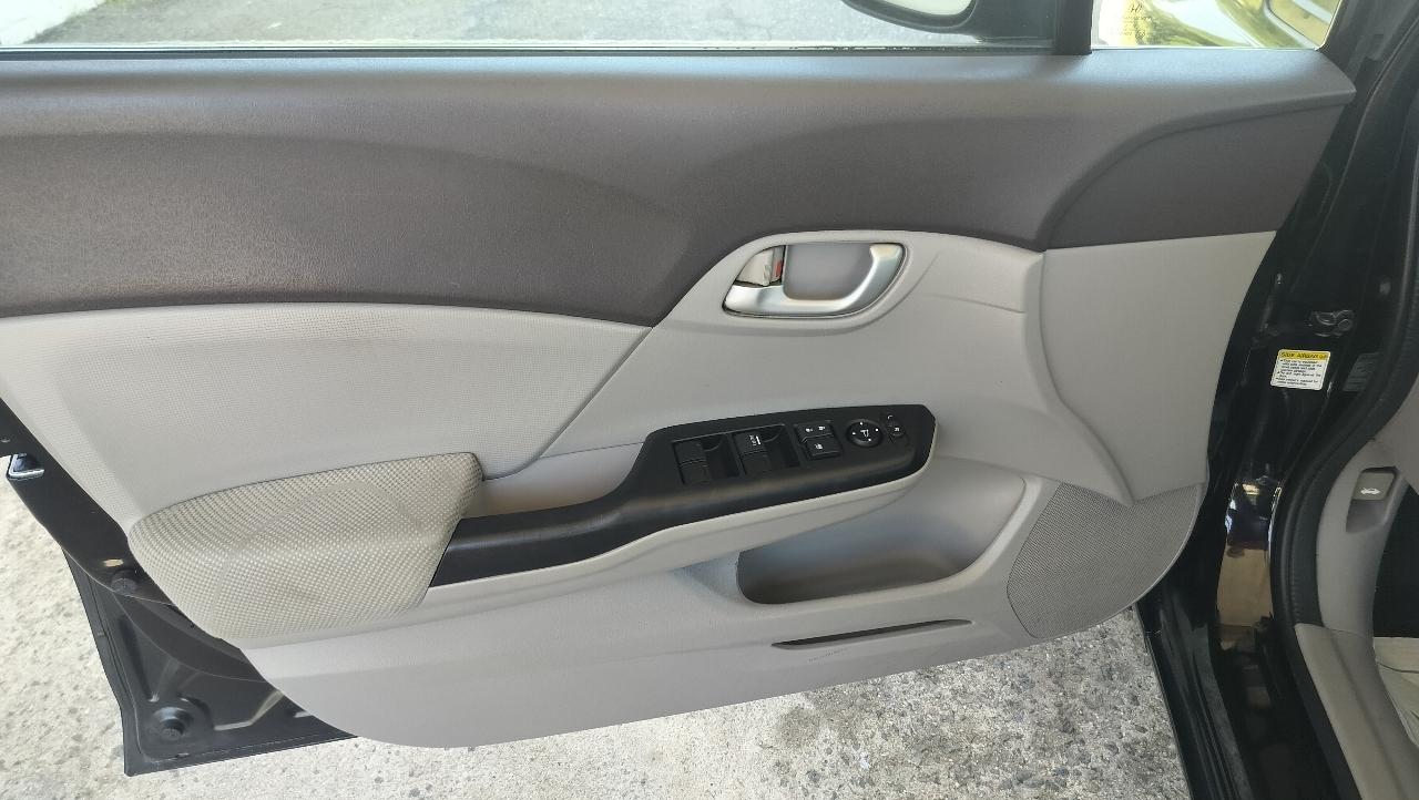 Honda Civic Sdn 4dr Auto LX 2012