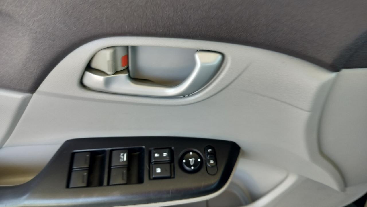 Honda Civic Sdn 4dr Auto LX 2012