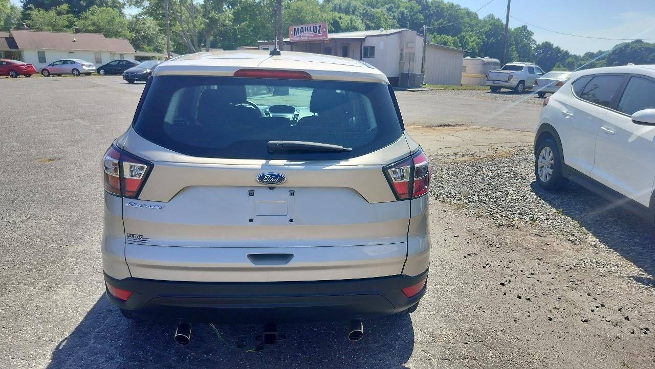 Ford Escape S FWD 2017