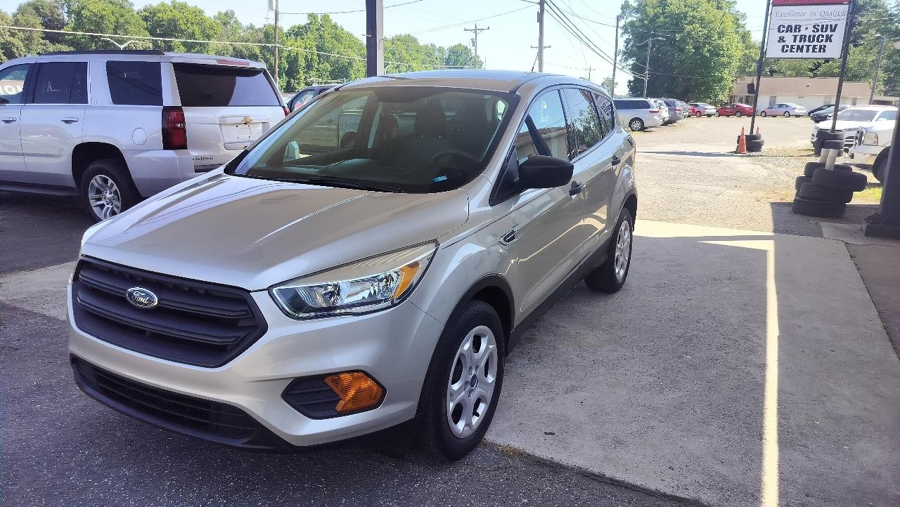 Ford Escape S FWD 2017