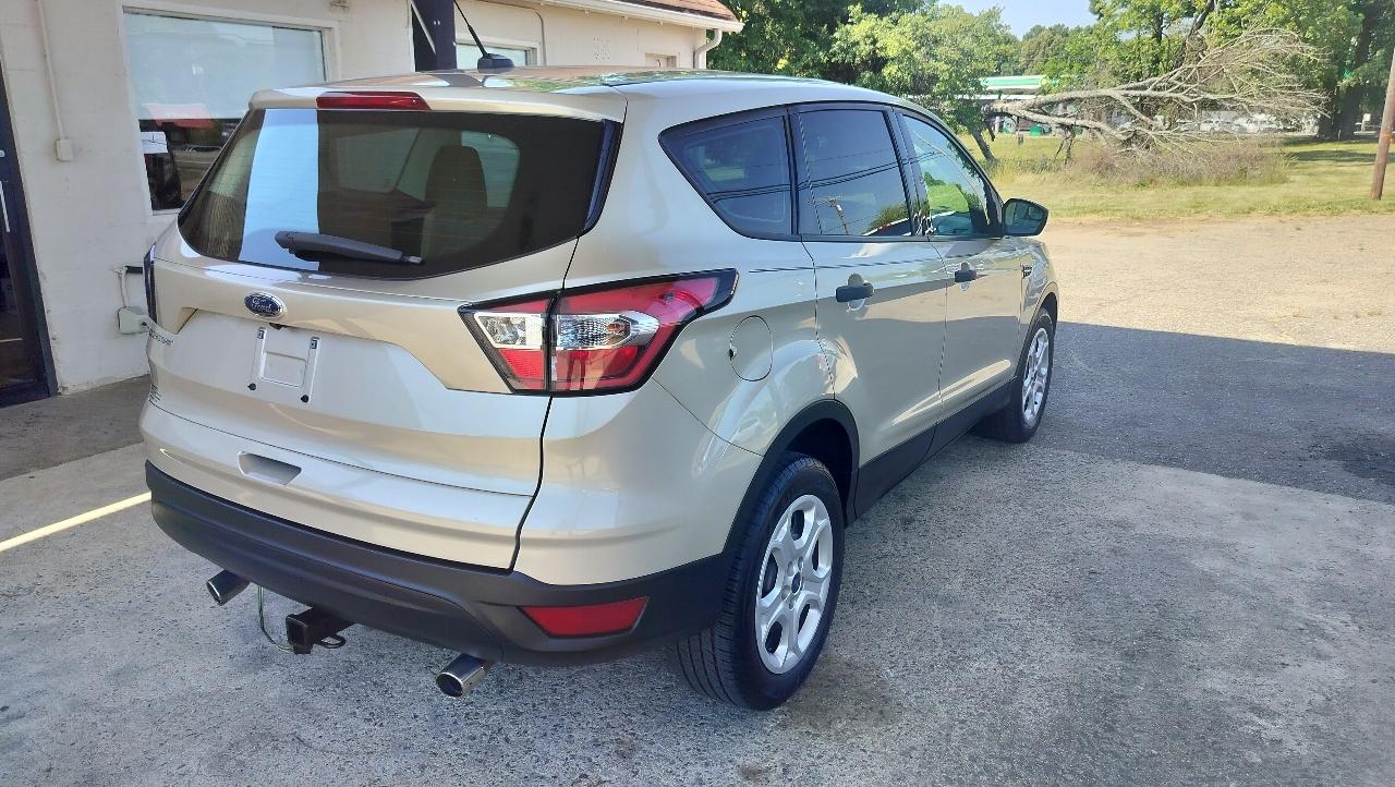 Ford Escape S FWD 2017