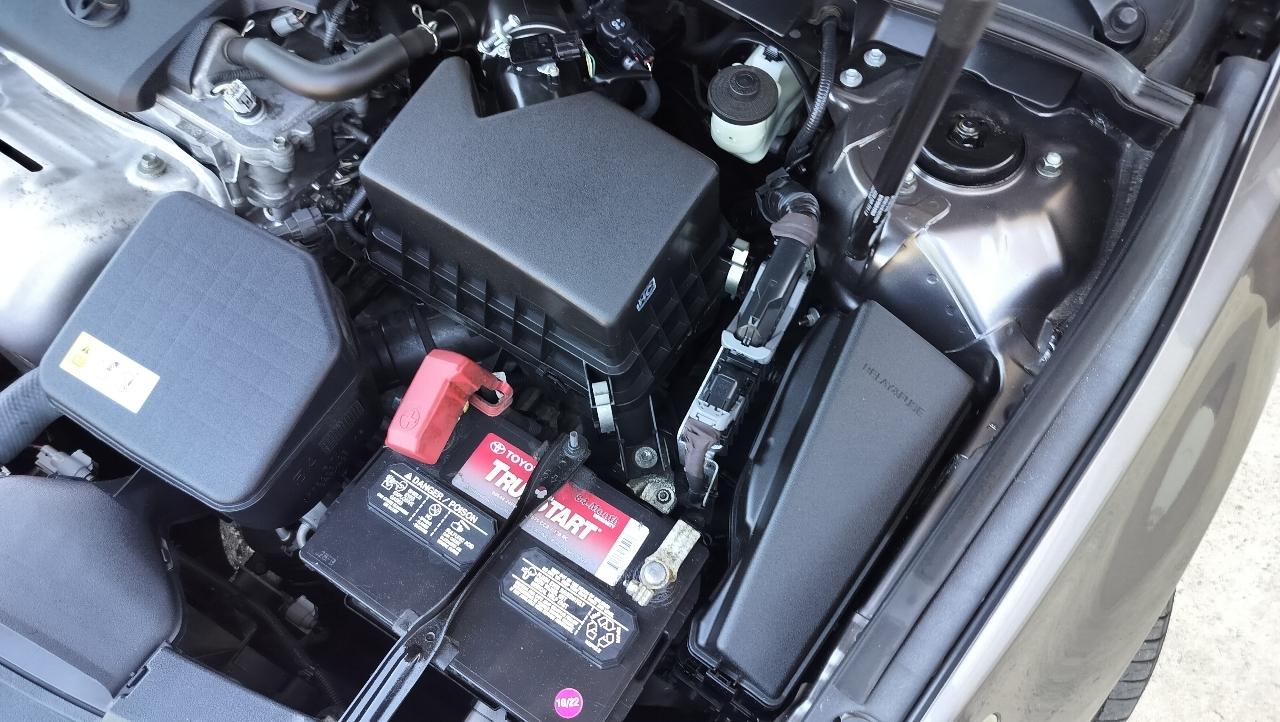 Toyota Camry LE Auto (Natl) 2017