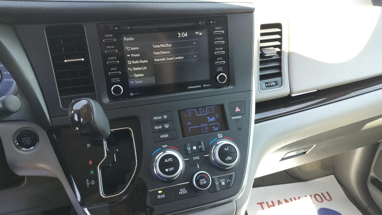 Toyota Sienna XLE Auto Access Seat FWD 7-Passenger (Natl) 2019