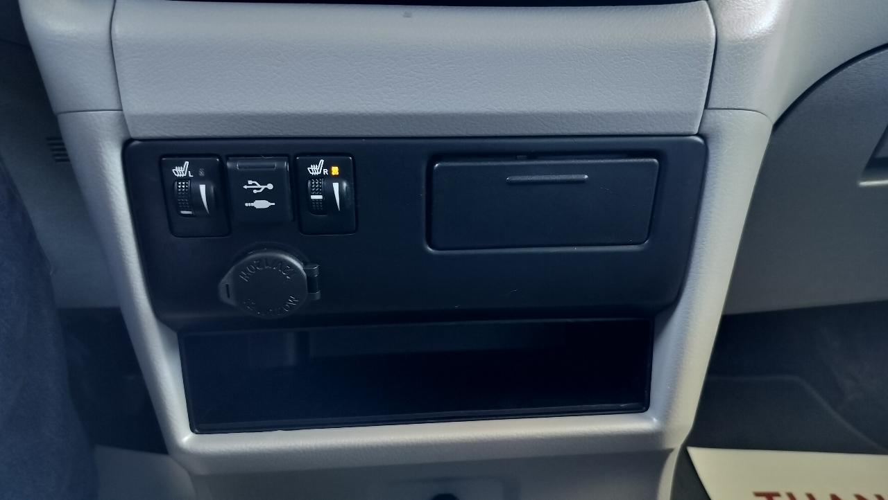 Toyota Sienna XLE Auto Access Seat FWD 7-Passenger (Natl) 2019