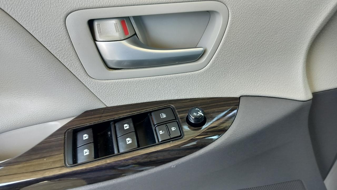 Toyota Sienna XLE Auto Access Seat FWD 7-Passenger (Natl) 2019