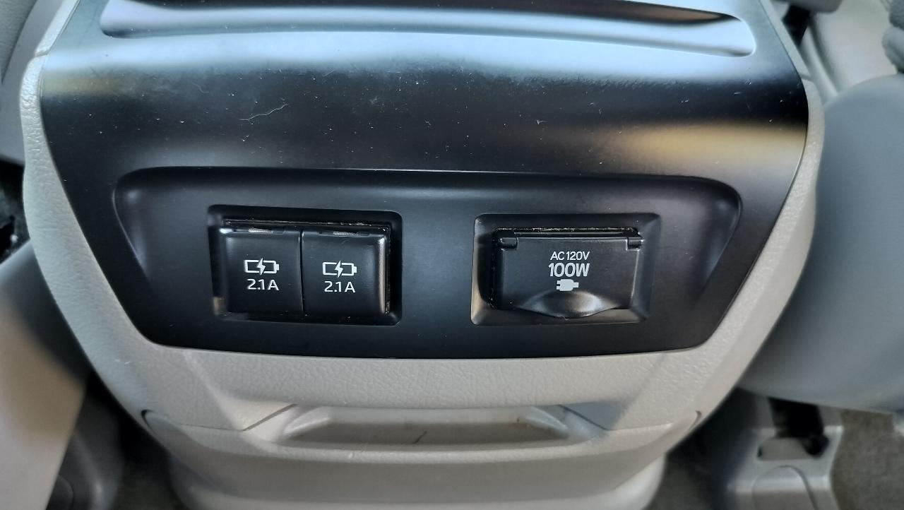 Toyota Sienna XLE Auto Access Seat FWD 7-Passenger (Natl) 2019