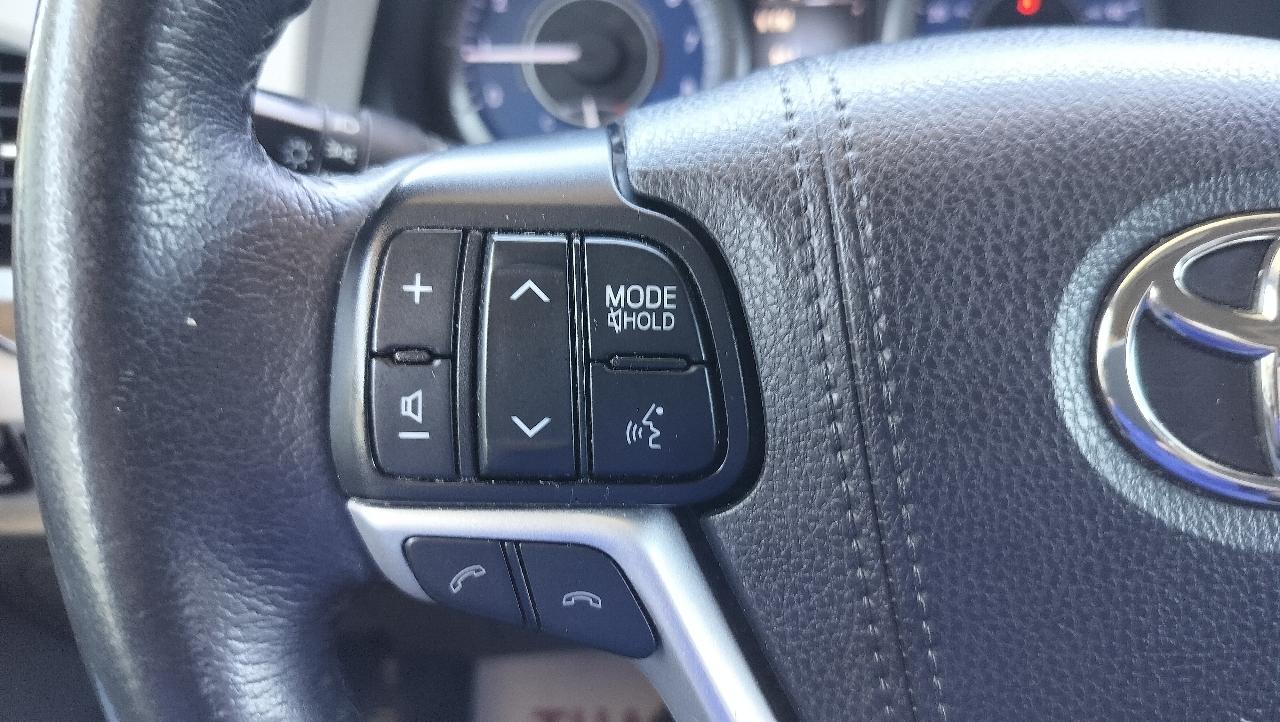 Toyota Sienna XLE Auto Access Seat FWD 7-Passenger (Natl) 2019