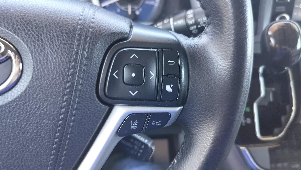 Toyota Sienna XLE Auto Access Seat FWD 7-Passenger (Natl) 2019