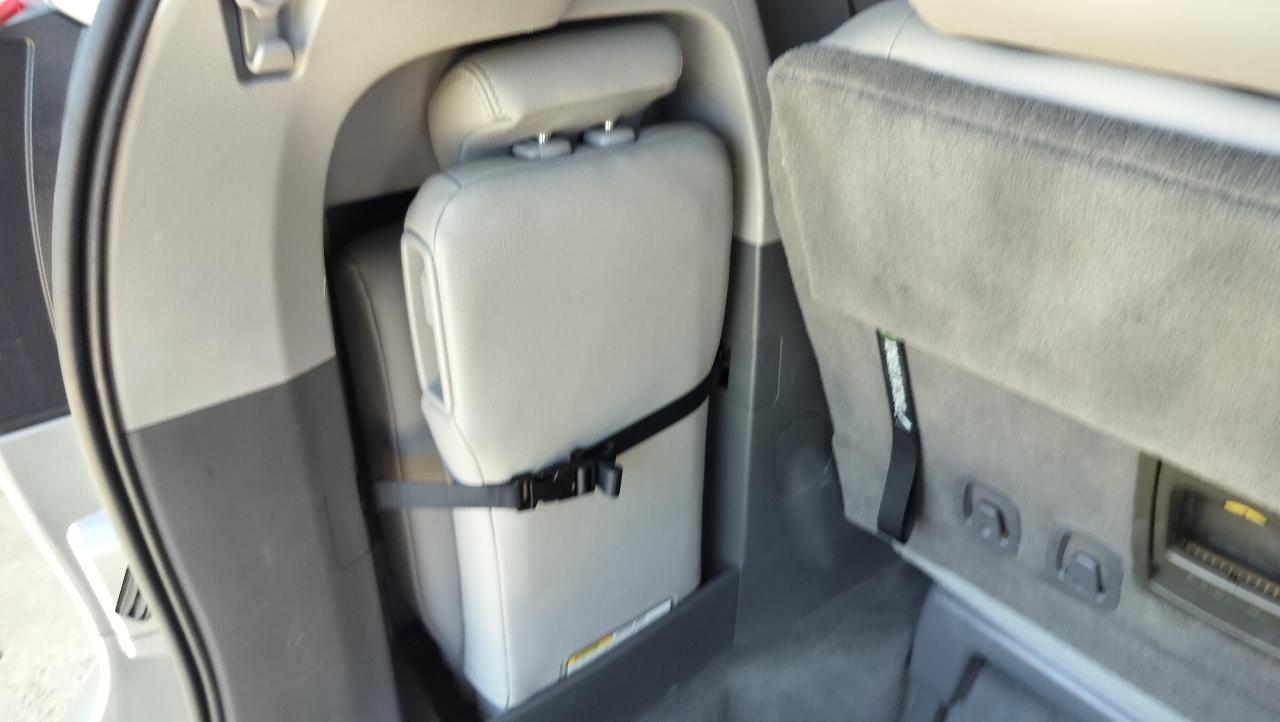 Toyota Sienna XLE Auto Access Seat FWD 7-Passenger (Natl) 2019