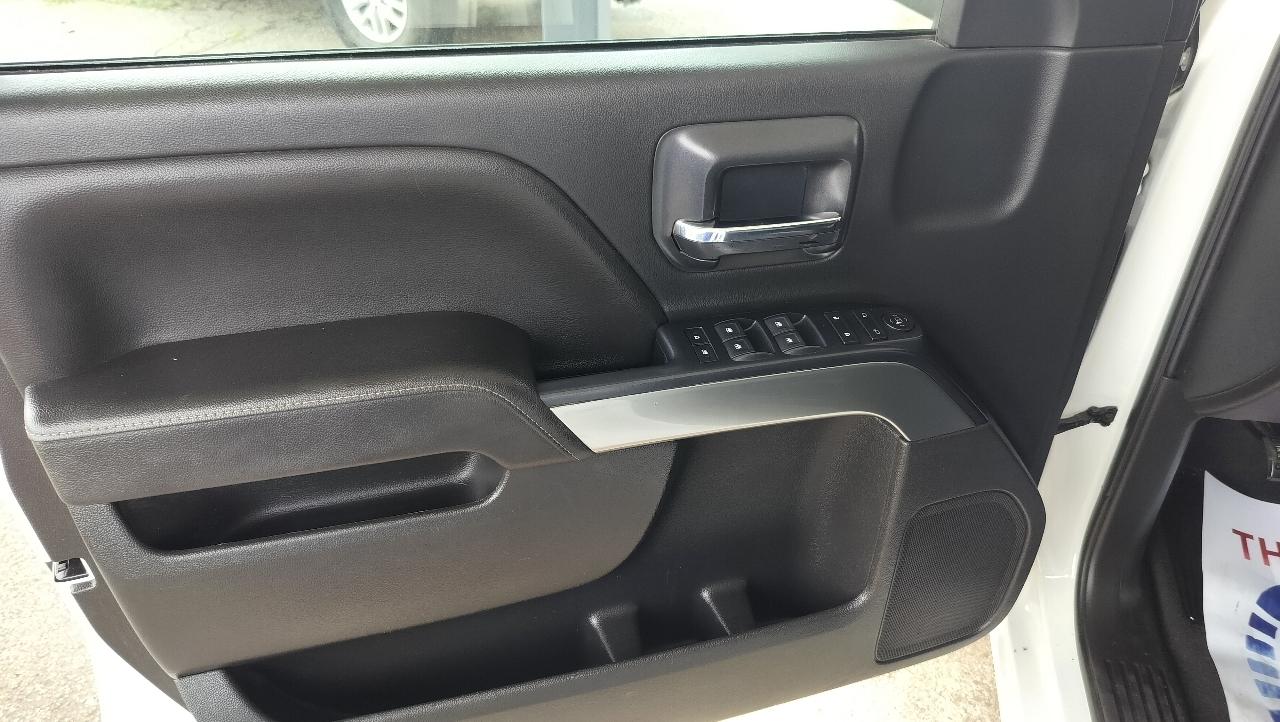 Chevrolet Silverado 1500 4WD Crew Cab 143.5" LT w/1LT 2018