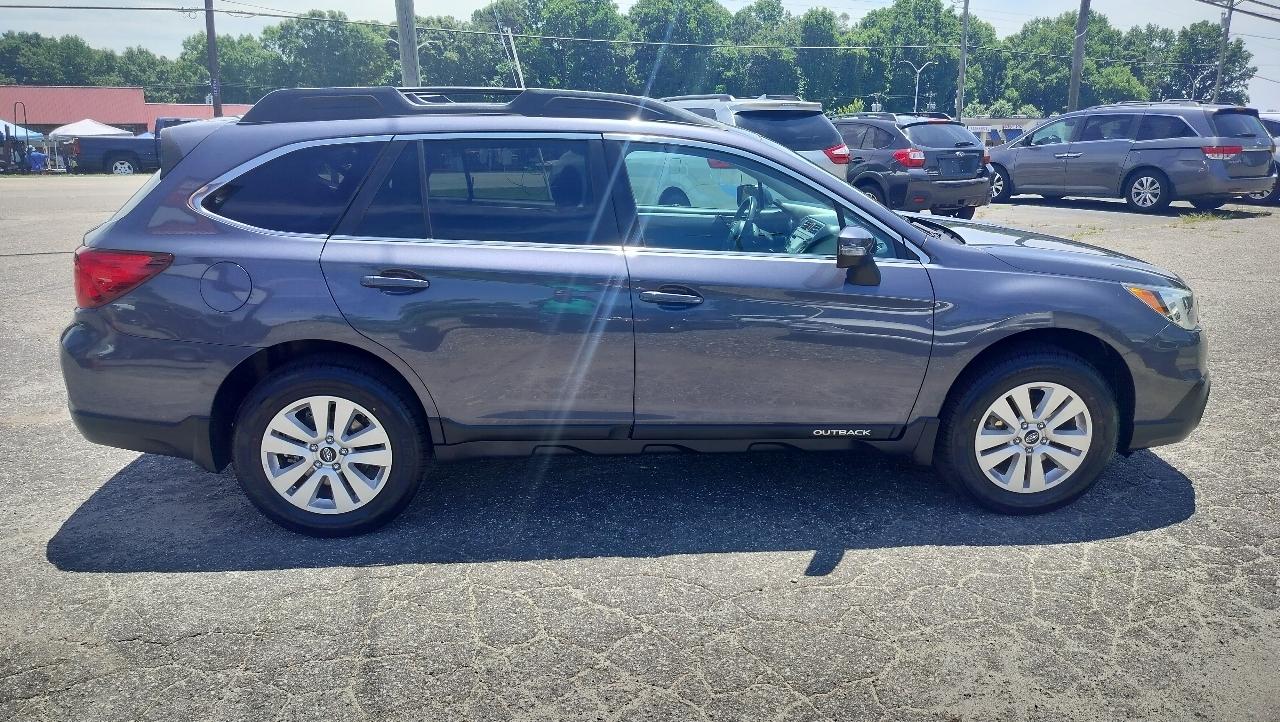 Subaru Outback 4dr Wgn 2.5i Premium 2015