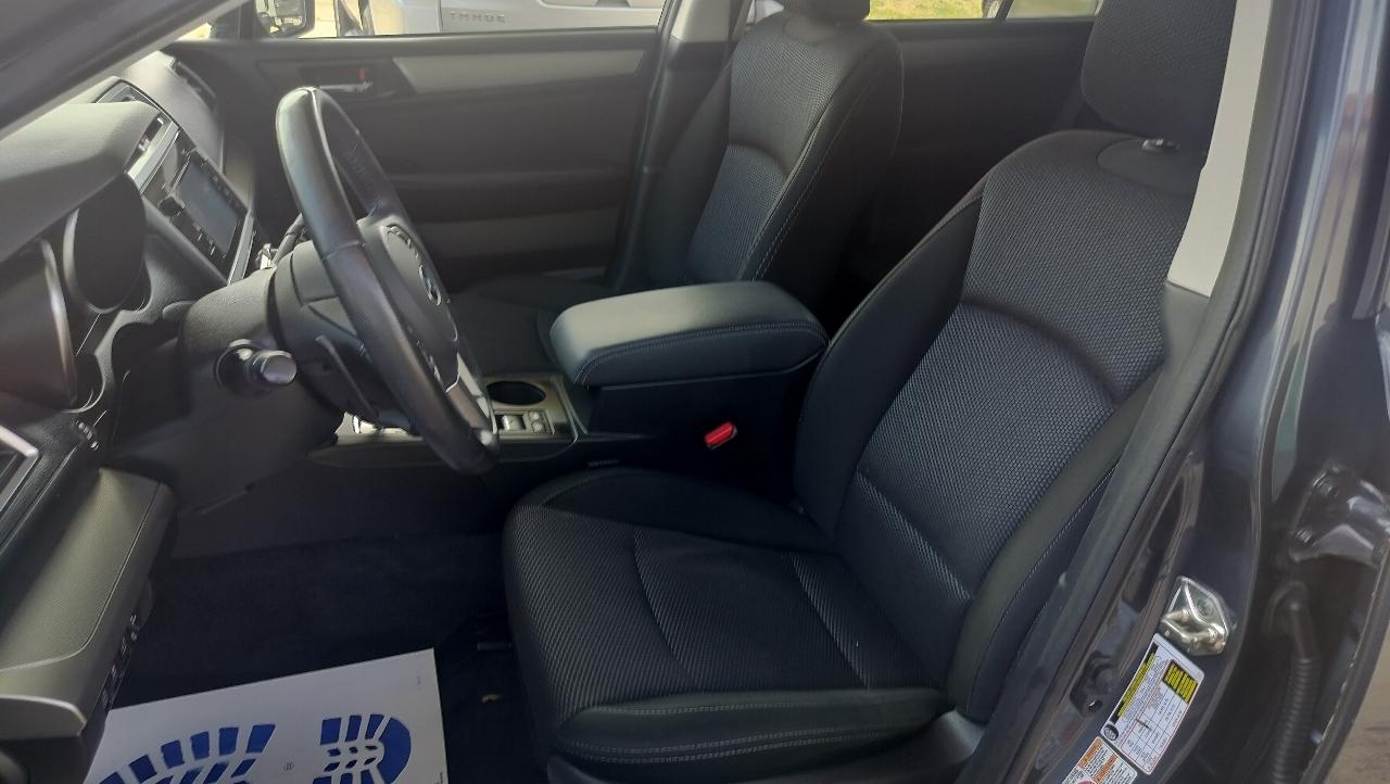 Subaru Outback 4dr Wgn 2.5i Premium 2015