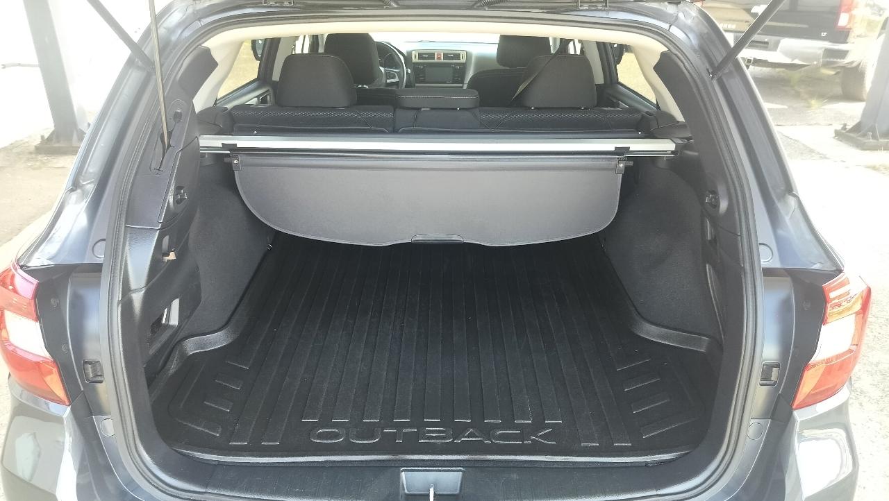 Subaru Outback 4dr Wgn 2.5i Premium 2015