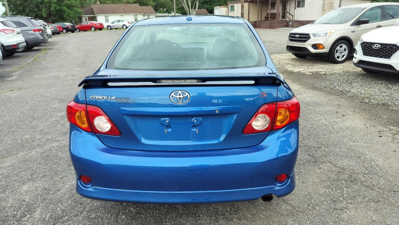 Toyota Corolla 4dr Sdn Auto S (Natl) 2010