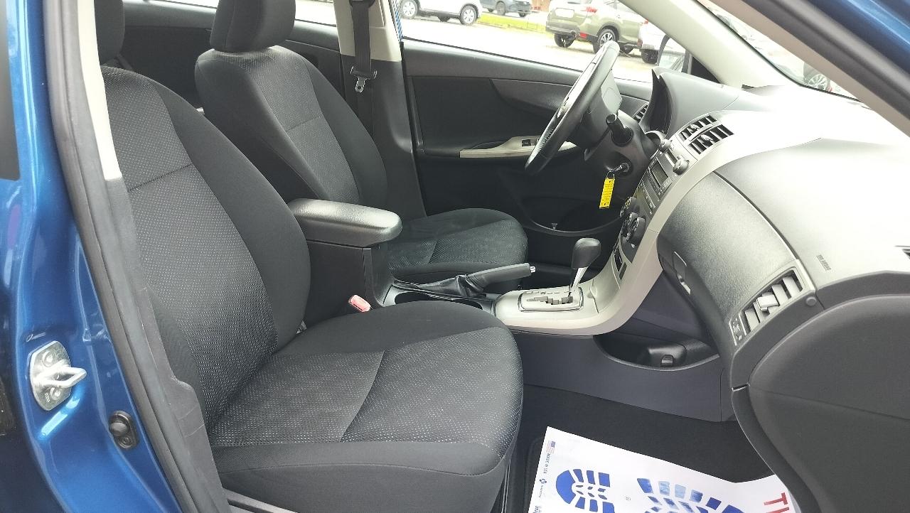 Toyota Corolla 4dr Sdn Auto S (Natl) 2010