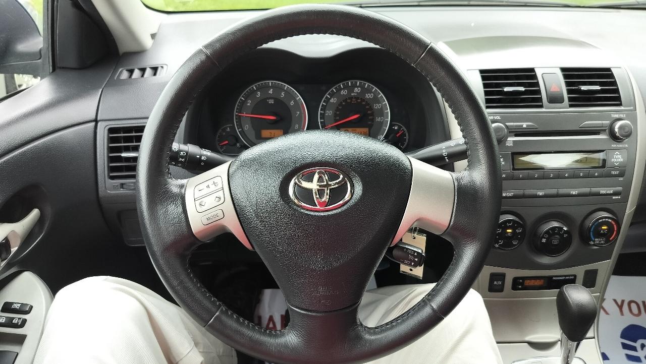 Toyota Corolla 4dr Sdn Auto S (Natl) 2010