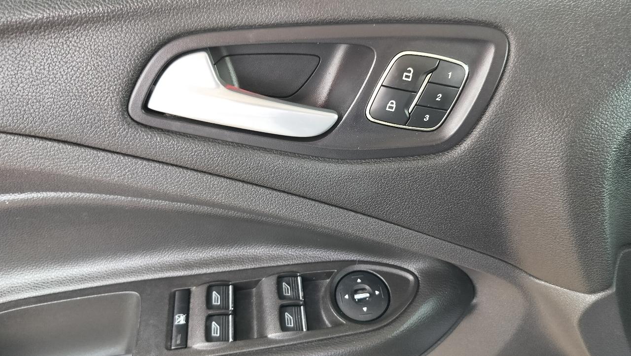 Ford Escape 4WD 4dr SEL 2013