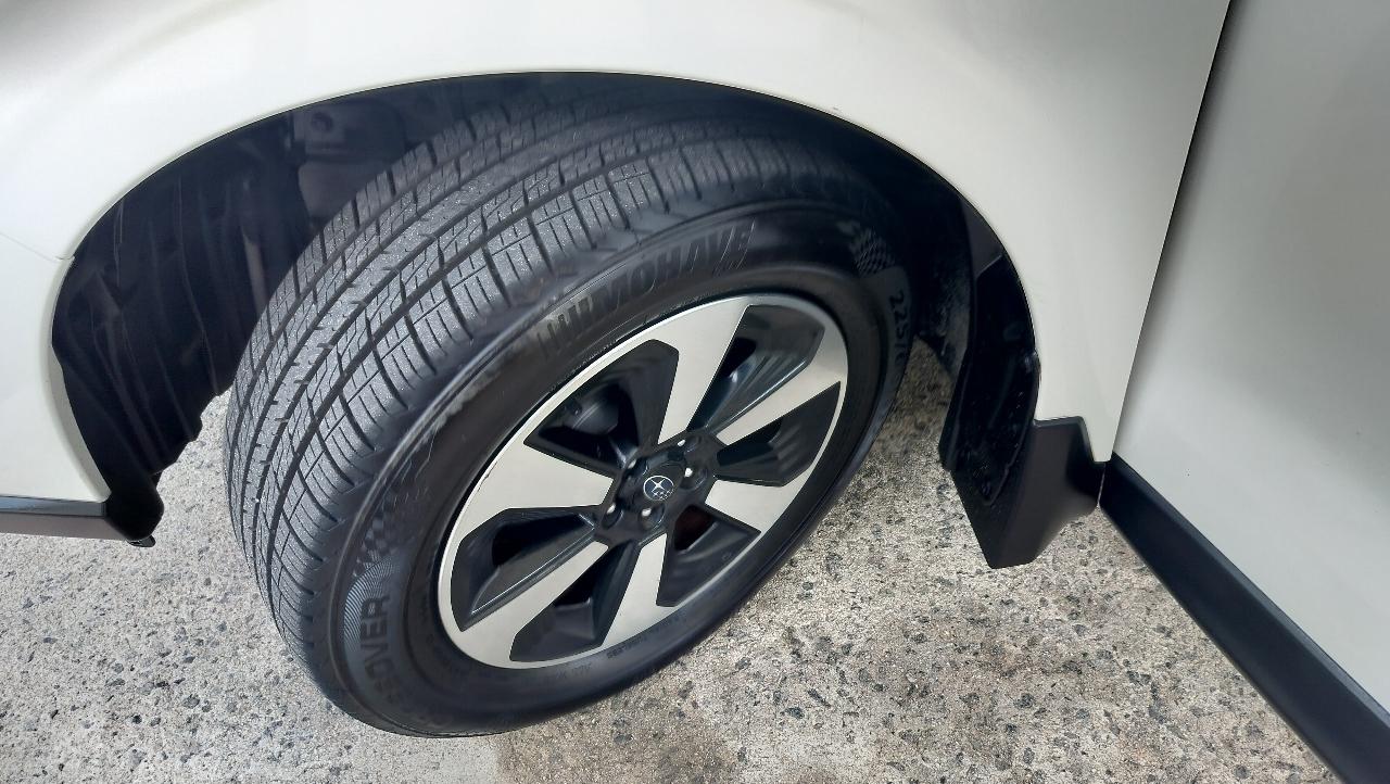 Subaru Forester 2.5i Premium CVT 2017