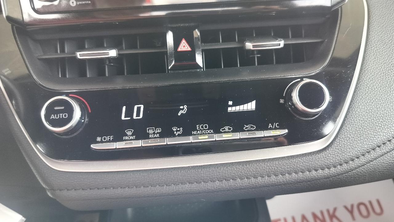 Toyota Corolla SE CVT (Natl) 2021