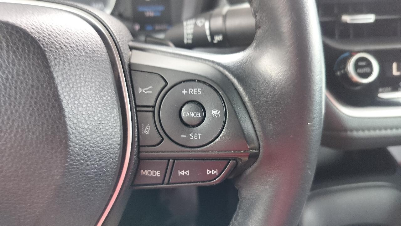 Toyota Corolla SE CVT (Natl) 2021
