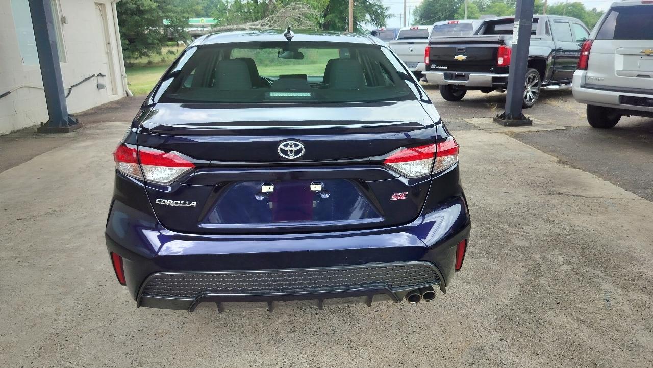 Toyota Corolla SE CVT (Natl) 2021