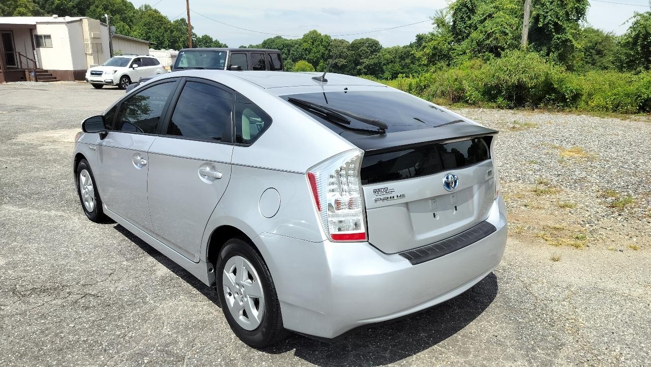 Toyota Prius 5dr HB II (Natl) 2011