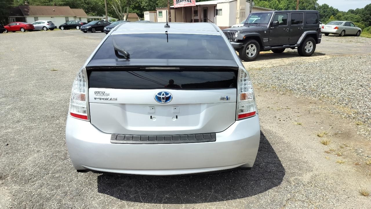 Toyota Prius 5dr HB II (Natl) 2011