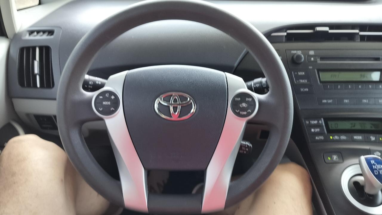 Toyota Prius 5dr HB II (Natl) 2011